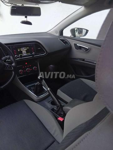 Seat Leon Diesel Manuelle 2015 à El Mansouria