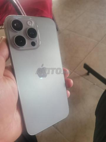iPhone 15 Pro Max Copie Master 1ère qualité