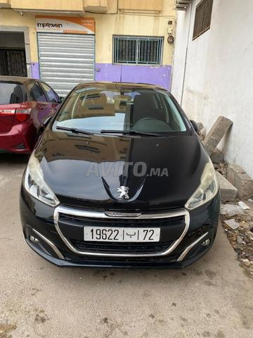 Peugeot 208 Diesel Manuelle 2018 à Casablanca - 2