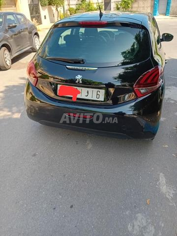 Peugeot 208 - 2