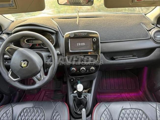Renault Clio Diesel Manuelle 2017 à Casablanca