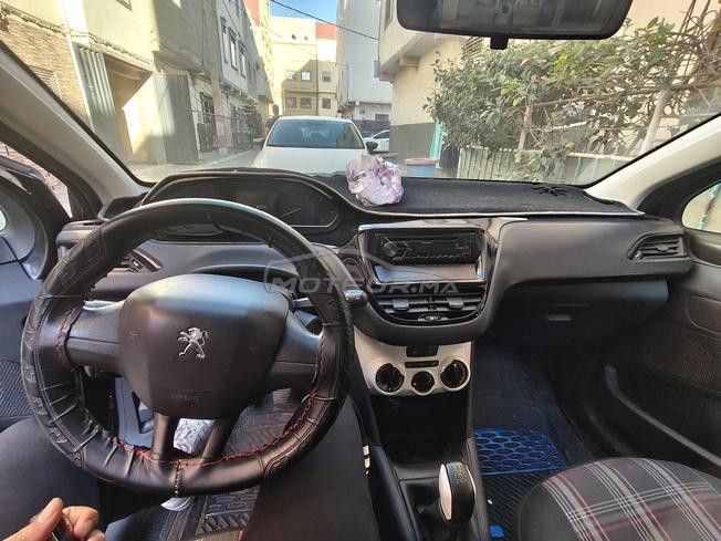 Peugeot 208 2019 à Dakhla