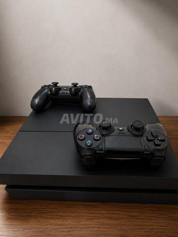 PlayStation 4 en très bon état