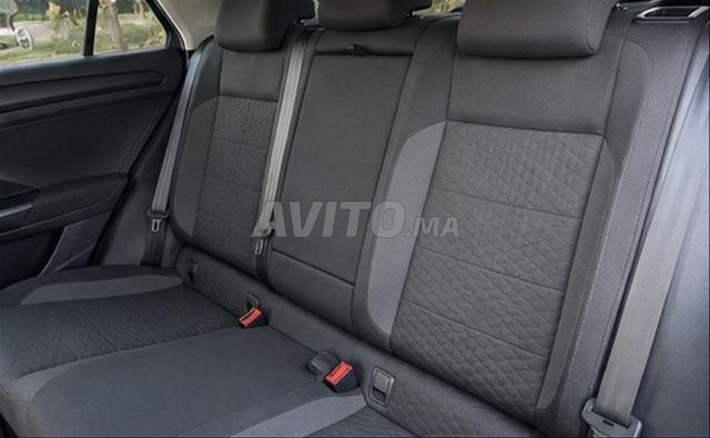 فولكس فاجن T-Roc 2021 أوتوماتيك بحالة ممتازة - 2
