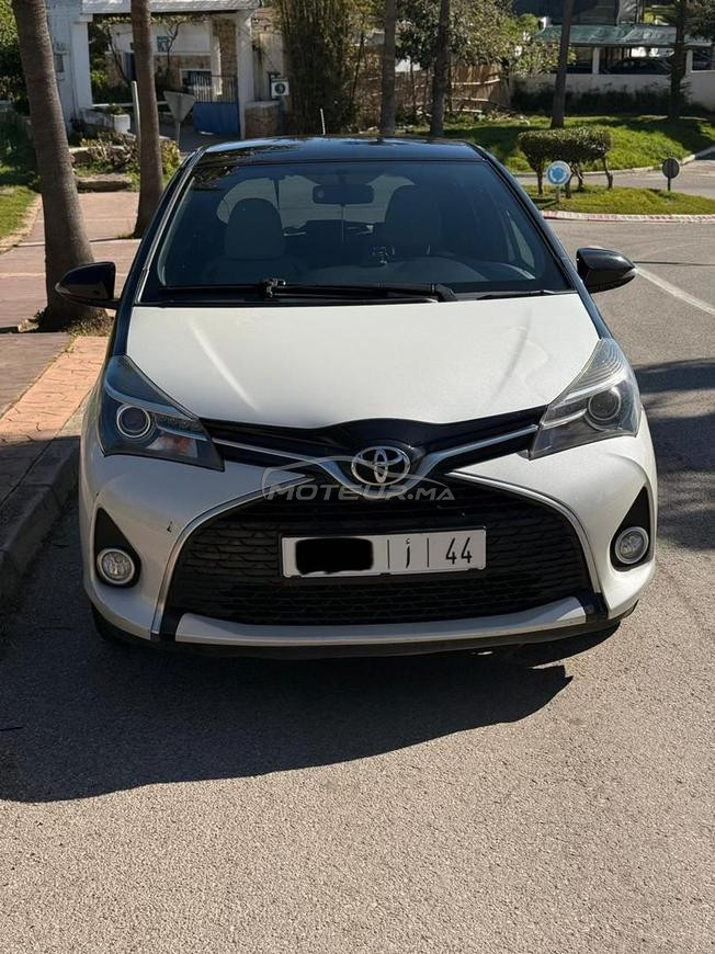 Toyota Yaris Essence ful Options 11/2018 à Tétouan