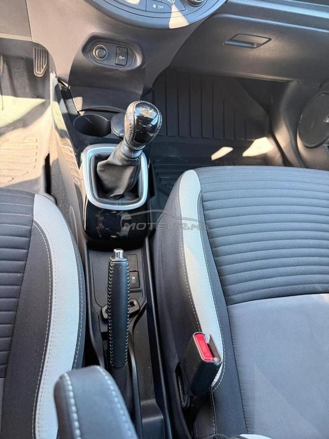 Toyota Yaris Essence ful Options 11/2018 à Tétouan