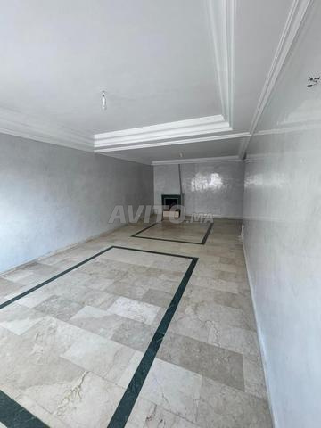 Location appartement vide à Quartier Palmier - 2