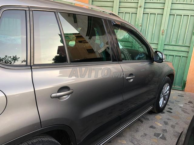 Volkswagen Tiguan Diesel Manuelle 2009 à Sefrou - 2