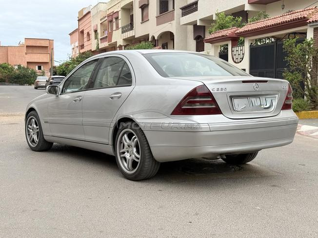 C220 déouana 2011