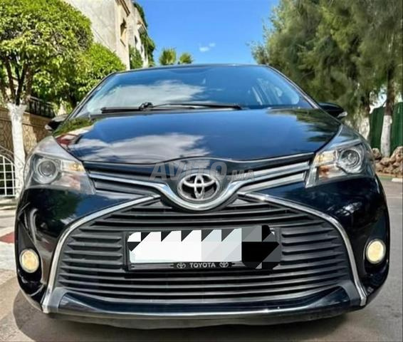 Toyota Yaris Essence Manuelle 2018 à Fès - 2