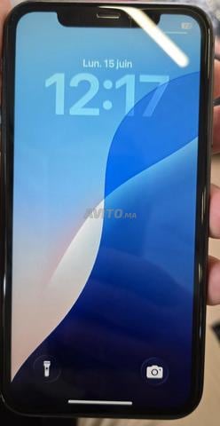 iPhone 11 256G état neuf