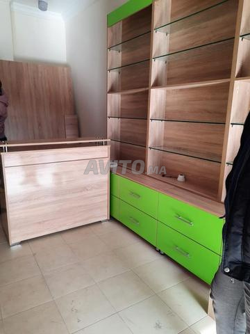 كونتر استقبال و رفوف خشب البلوط MDF