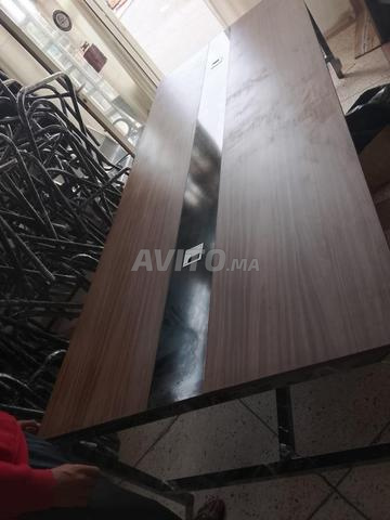 TABLE DE RÉUNION EN BOIS MDF