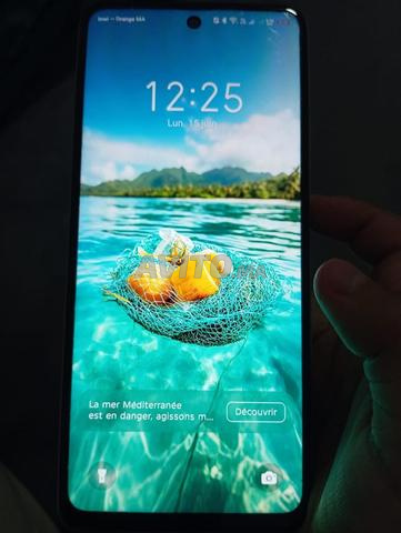 Téléphone Infinix Hot 30 à bon prix 550 dirhams