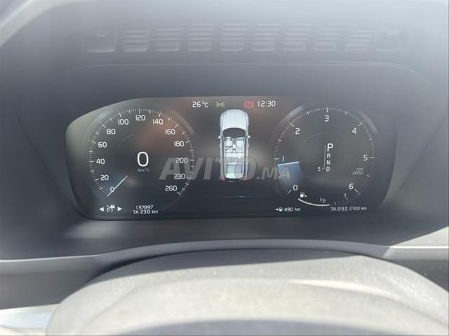 Volvo XC90 R-Design Automatique en excellent état
