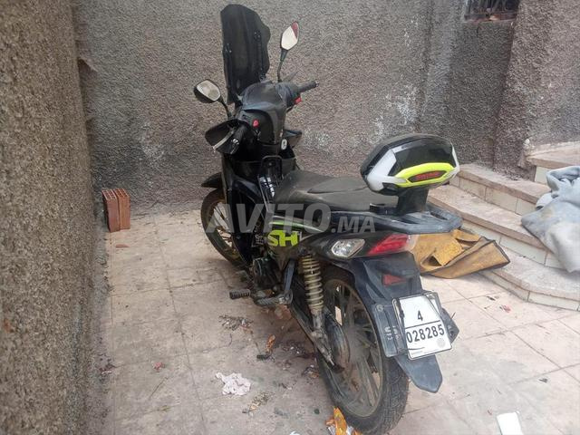 Moto - 2