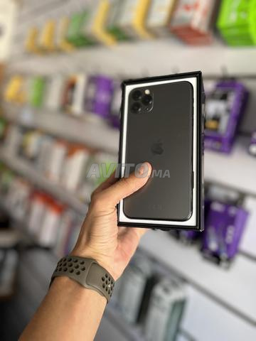 iPhone 11 Pro Max 256 Go - 2