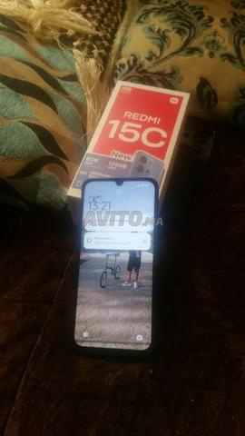 Téléphone neuf, utilisé seulement un mois