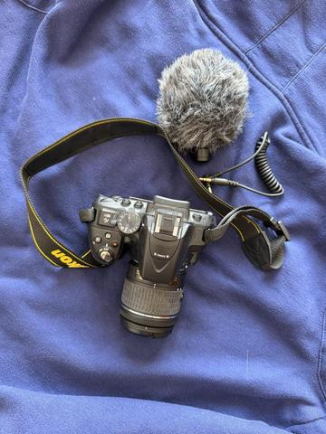 Nikon D5300 et Accessoires - Comme neuf