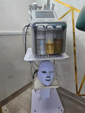 LIQUIDATION MATÉRIEL SALON DE COIFFURE POUR FEMME - 2