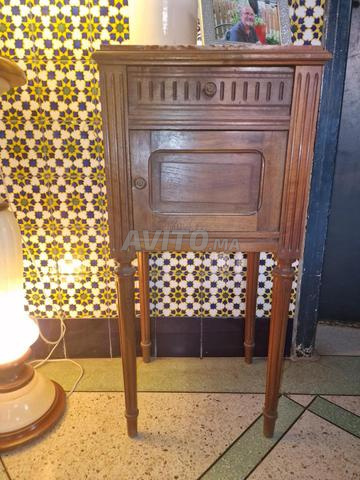 Chevet ou support de lampe ancien