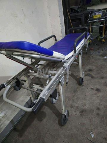 2 brancards ambulance - 2
