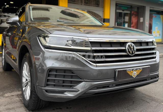 Volkswagen Touareg - 2