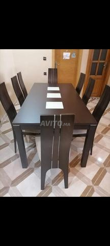 Table de salle à manger (8 chaises) - 2