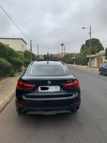 BMW X6 TRÈS BON ÉTAT
