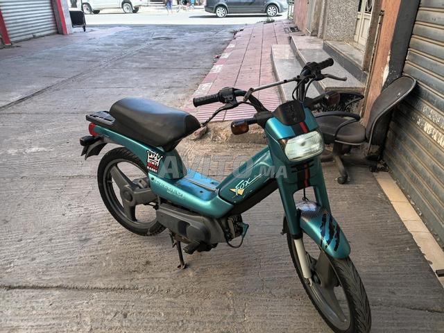 Peugeot Fox, encore propre, bon prix