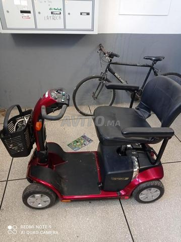 À VENDRE - FAUTEUILS ROULANTS MÉDICAUX ÉLECTRIQUES - 2
