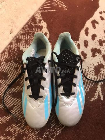 Chaussures de sport pour le football, produit Adidas Original 100% - 2