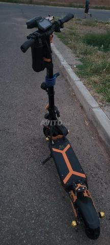 Scooter électrique KuKirin en excellent état à vendre - 2