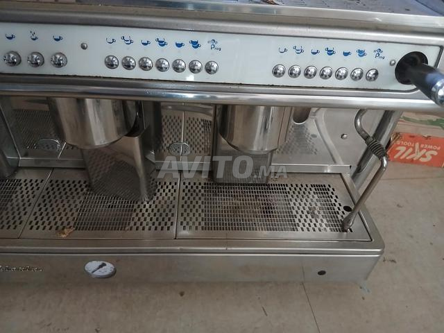 Machine à café professionnelle marque Gloria