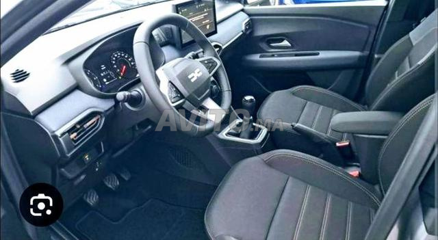 Location de voiture longue durée Sandero Stepway - 2