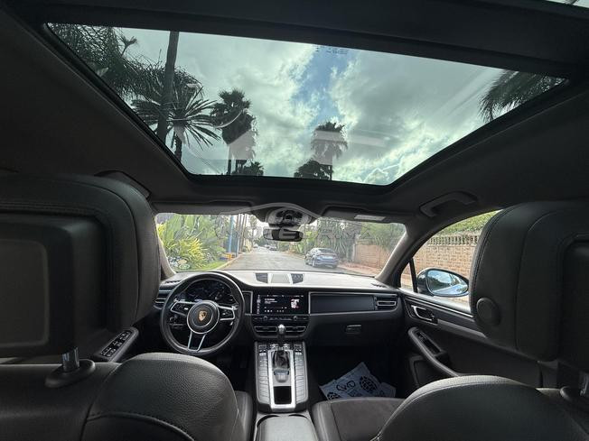 Porsche Macan Essence  2021