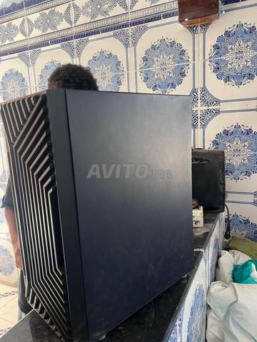 PC gamer, allez, 2 mois d'utilisation - 2