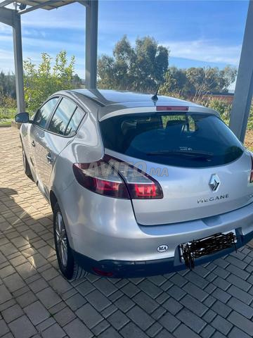 Renault Megane Diesel 3 Manuelle 2015 à Tanger - 2