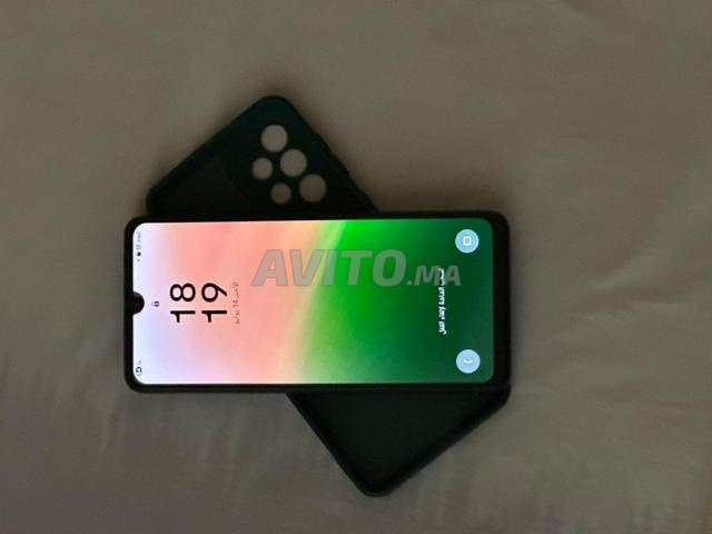 Samsung A33 6/128 5G, état neuf - 2
