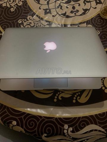 ماك بوك برو 2015 i5 16/256 - 2
