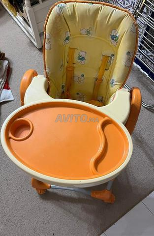 Chaise haute pour bébé - 2