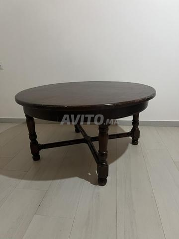Table ronde en bois massif - 2