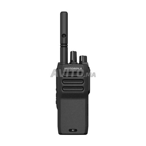 Motorola R2 UHF Talkie Walkie