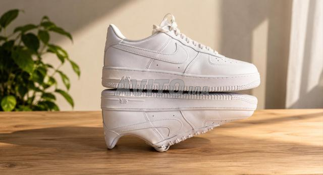 Chaussures de sport blanches élégantes – Taille 43 - 2