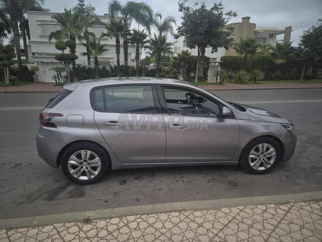 Peugeot 308 Diesel Manuelle 2020 à Rabat - 2