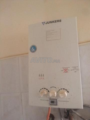 Douche encore neuve en très bon état