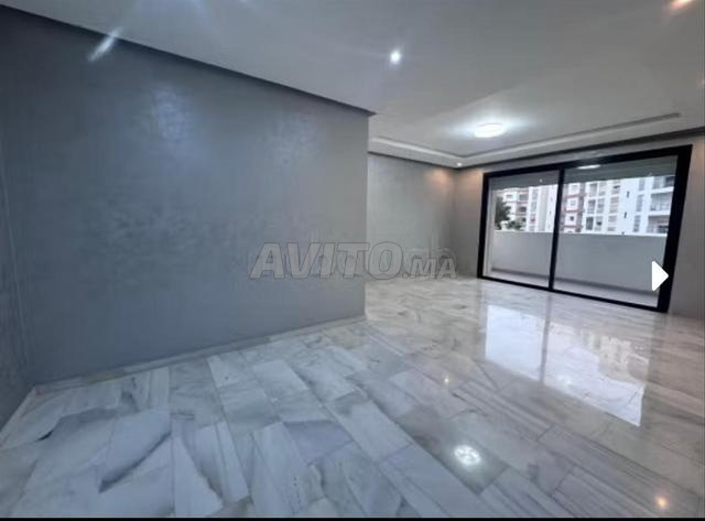 Appartement vide à Prestigia - 2