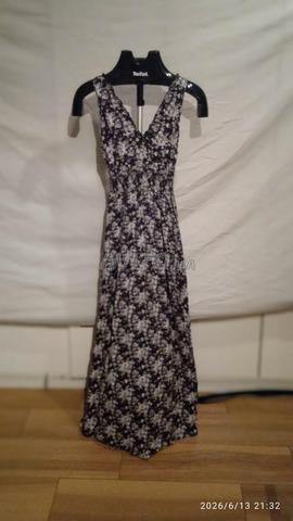 Une robe de fille   Taille M - 2