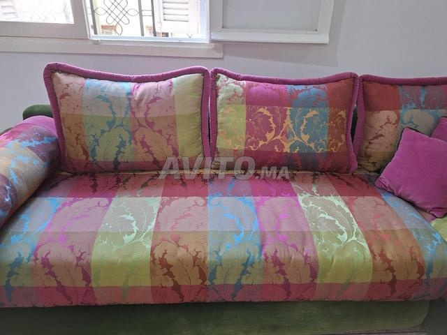 Petit salon à vendre. - 2