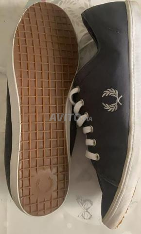 Fred Perry originales neuves pointure 45